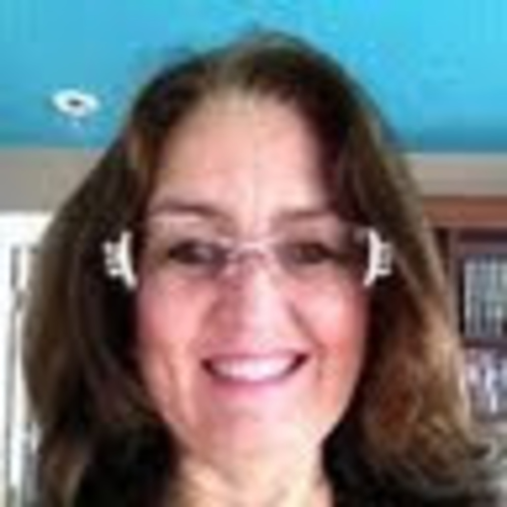 Meet your Posher, Crystal